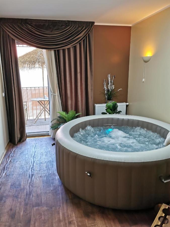 Jacuzzi Studio Apartman Mare'S Zagreb Eksteriør billede